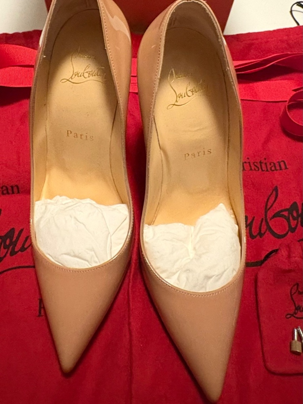 CHRISTIAN LOUBOUTIN PIGALLE FOLLIES NUDE 100 PATENT LEATHER PUMPS